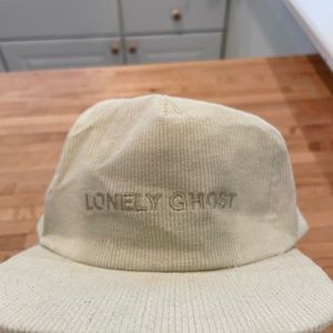 Lonely Ghost hat